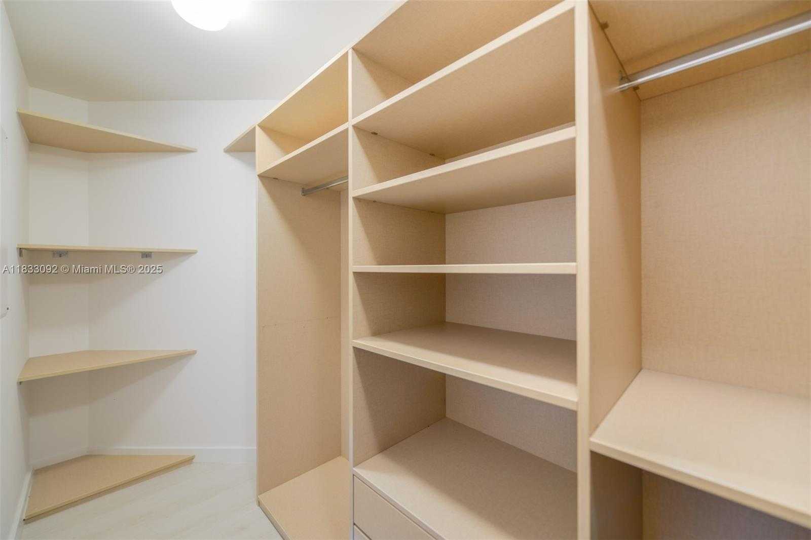 Small Image of 650 NORTH EAST 32ND ST #4301, Miami Number 21