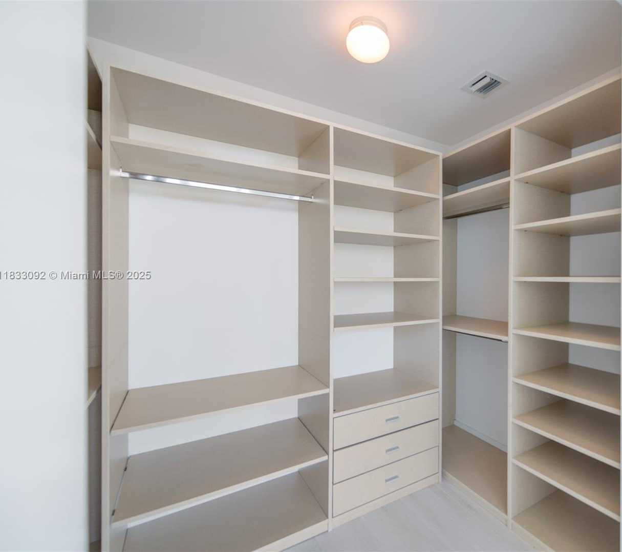 Small Image of 650 NORTH EAST 32ND ST #4301, Miami Number 22