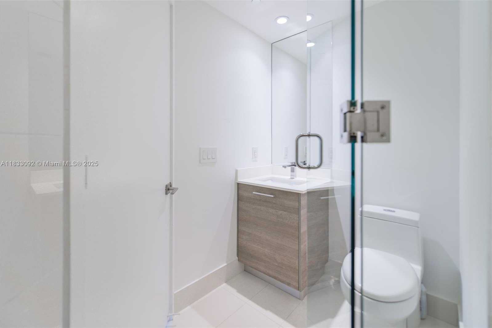 Small Image of 650 NORTH EAST 32ND ST #4301, Miami Number 29