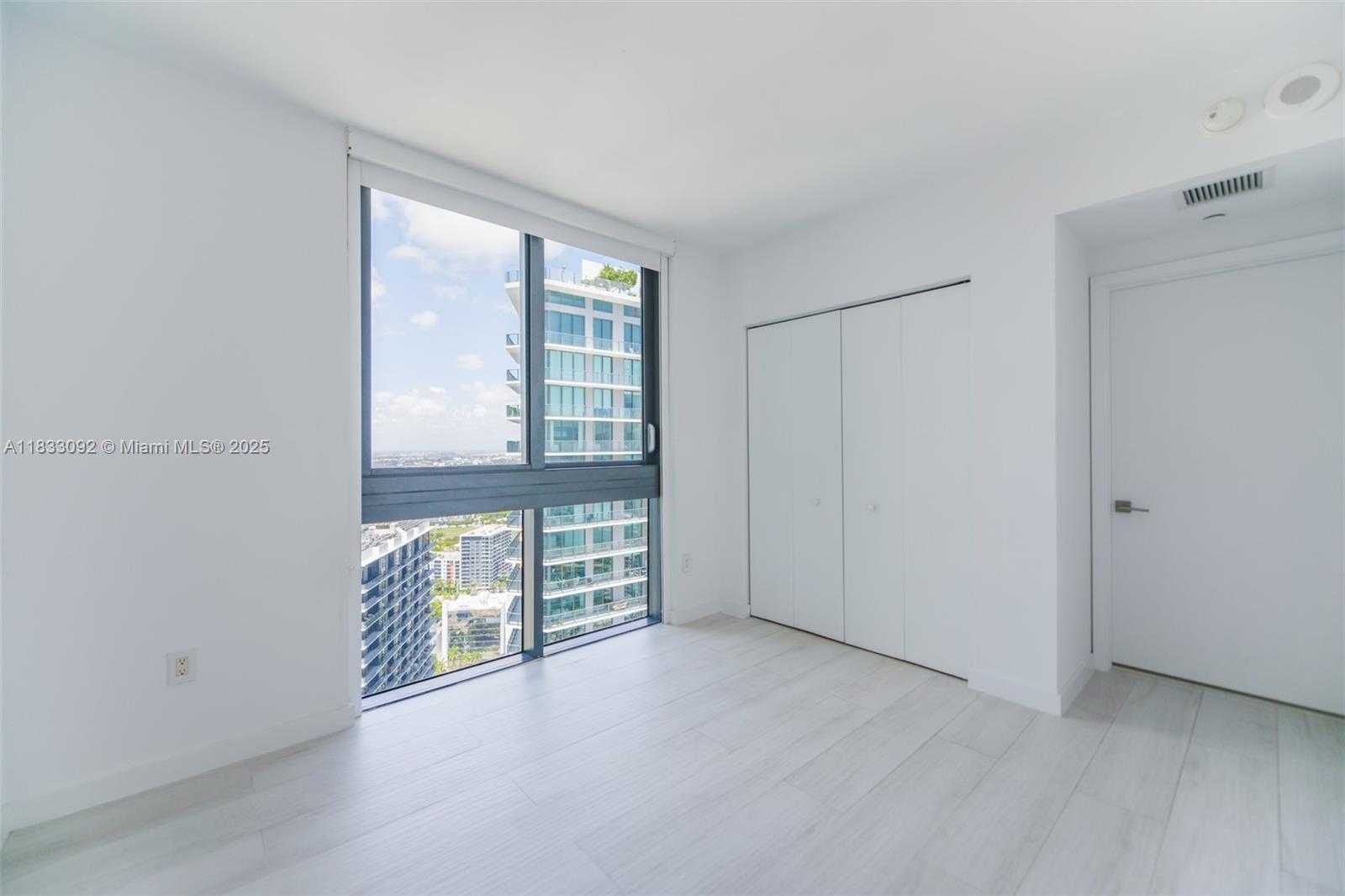 Small Image of 650 NORTH EAST 32ND ST #4301, Miami Number 32