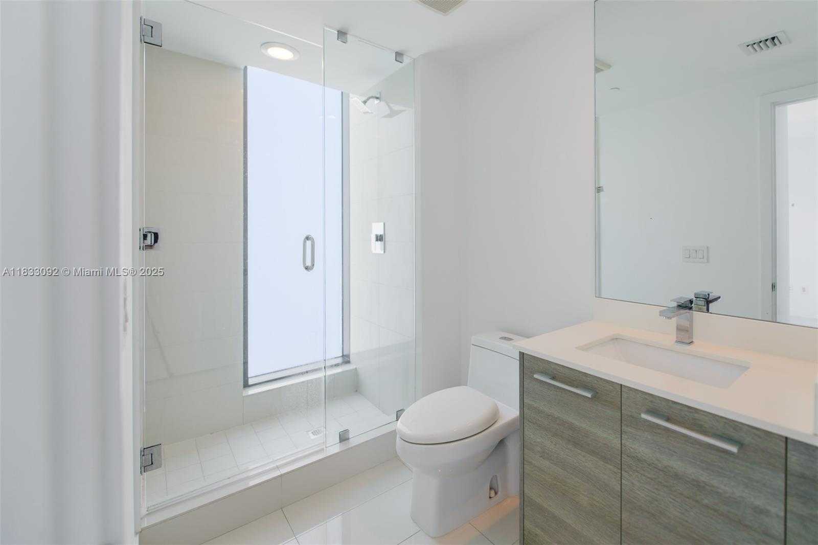Small Image of 650 NORTH EAST 32ND ST #4301, Miami Number 33