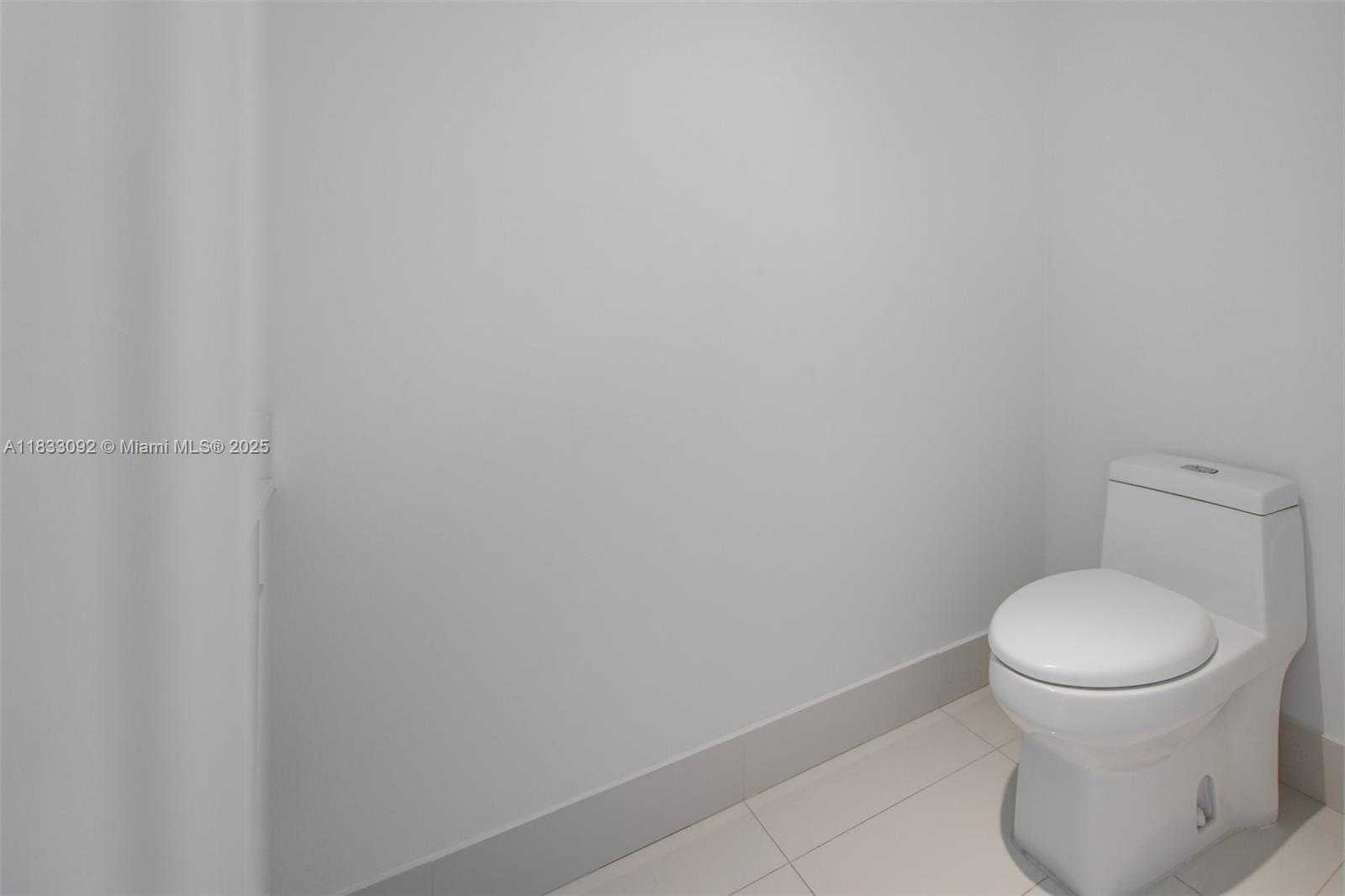 Small Image of 650 NORTH EAST 32ND ST #4301, Miami Number 41