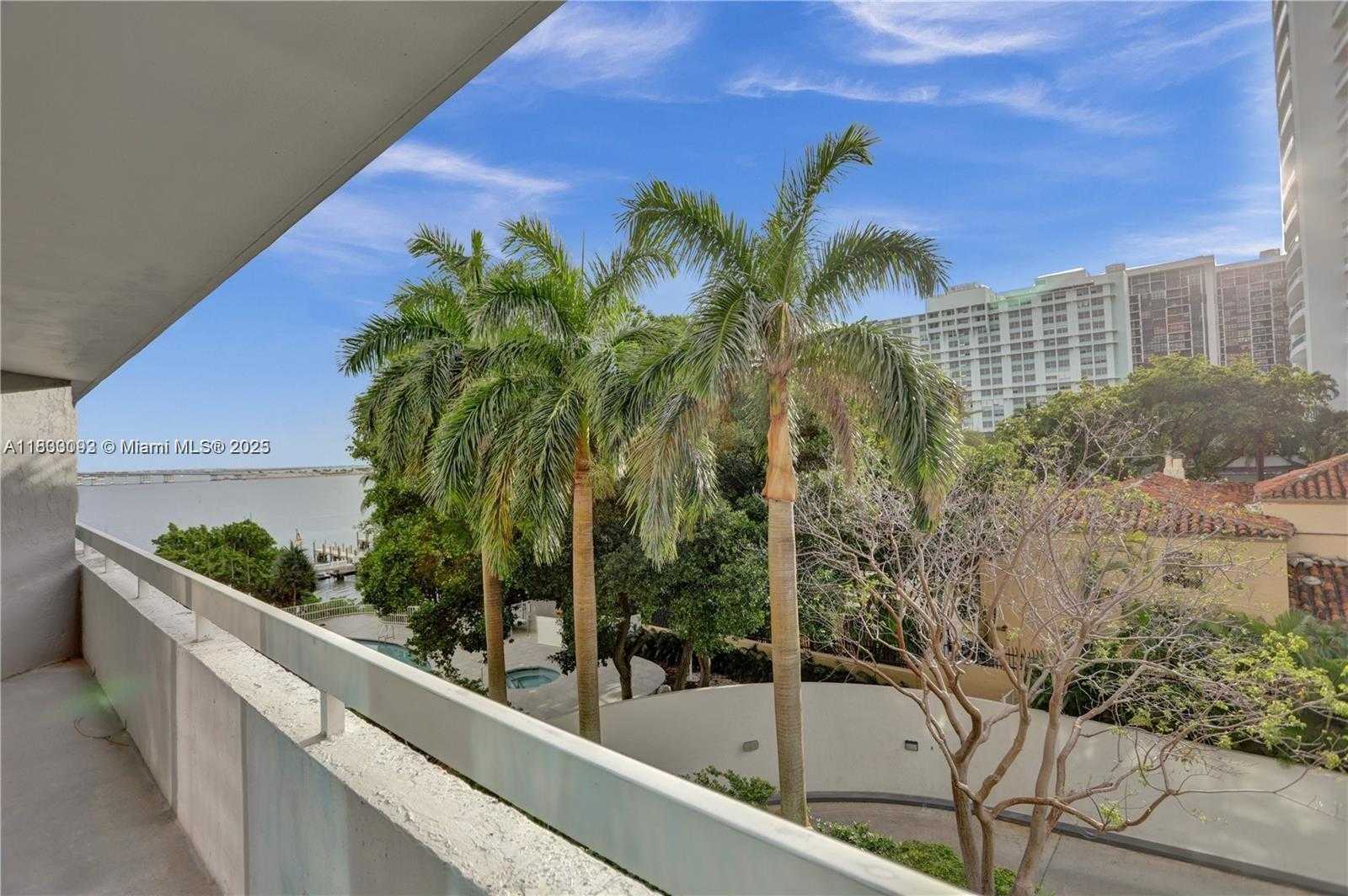 Small Image of 1627 BRICKELL AVE #605, Miami Number 2