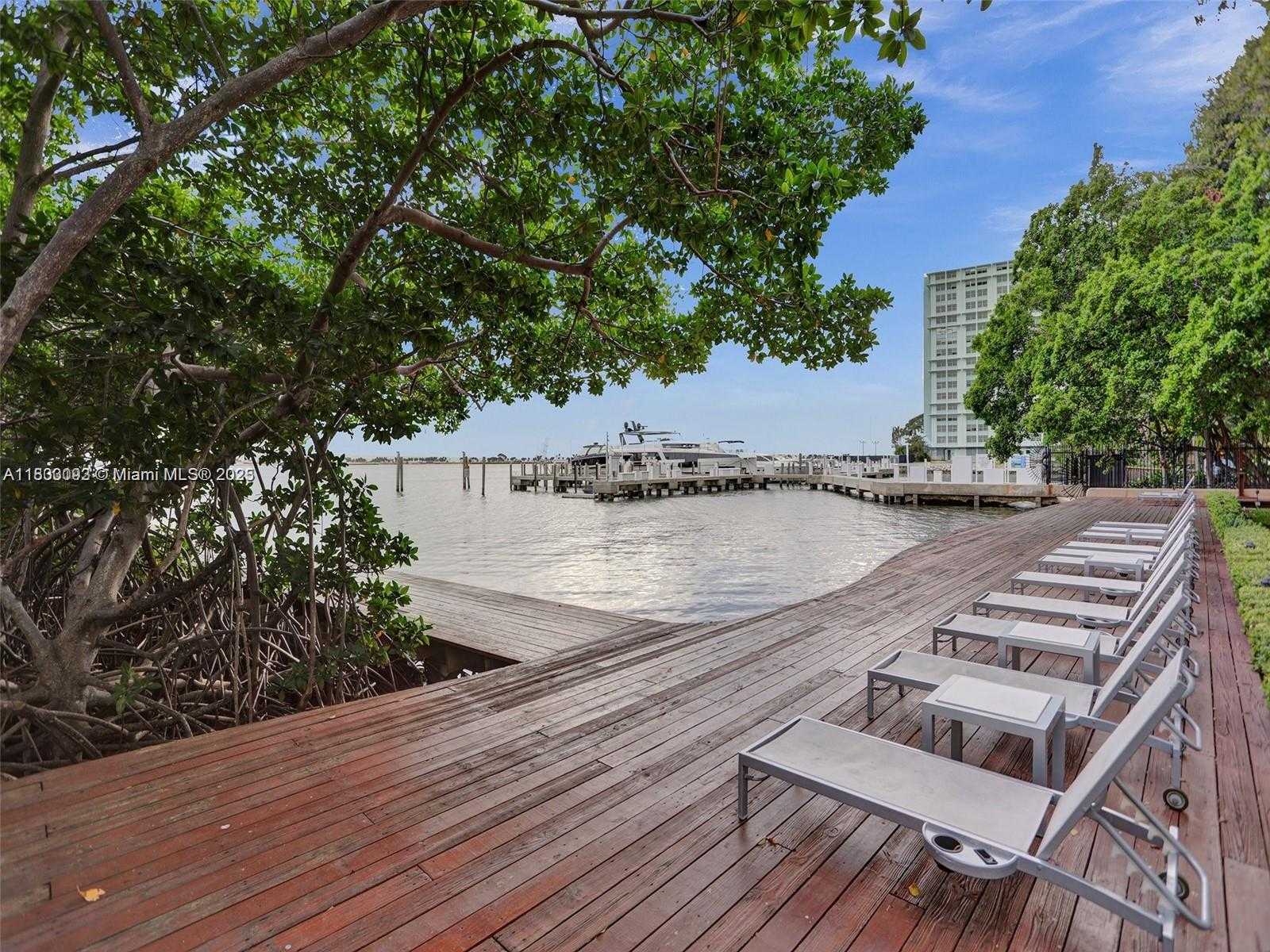 Small Image of 1627 BRICKELL AVE #605, Miami Number 31