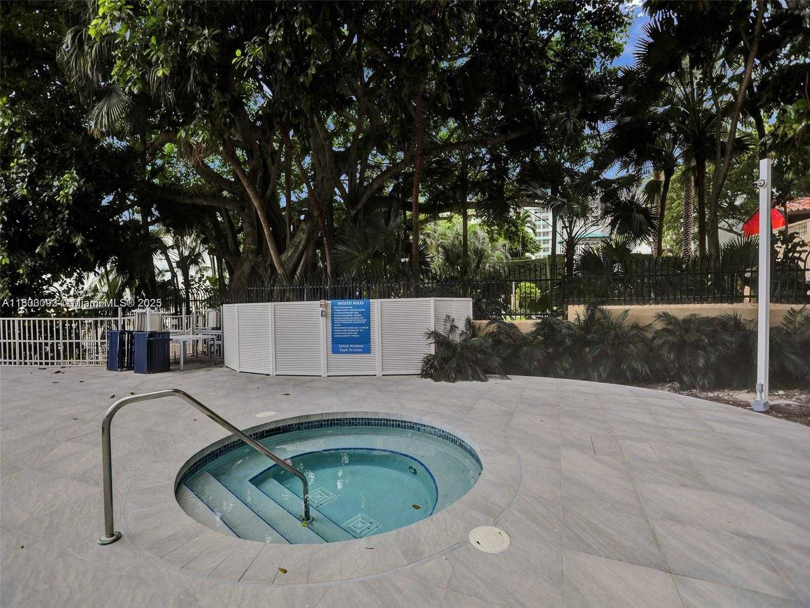 Small Image of 1627 BRICKELL AVE #605, Miami Number 33