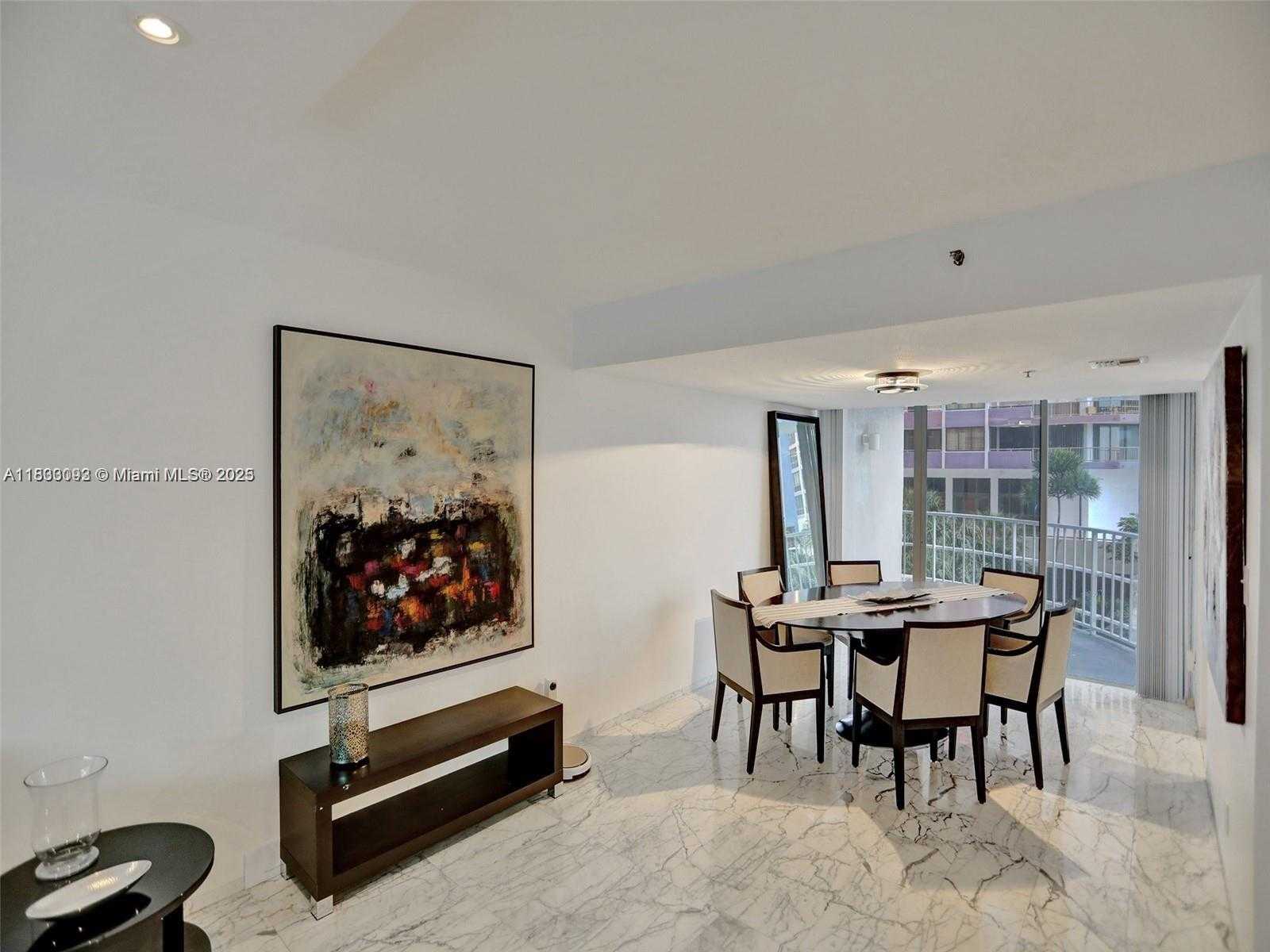 Small Image of 1627 BRICKELL AVE #605, Miami Number 7
