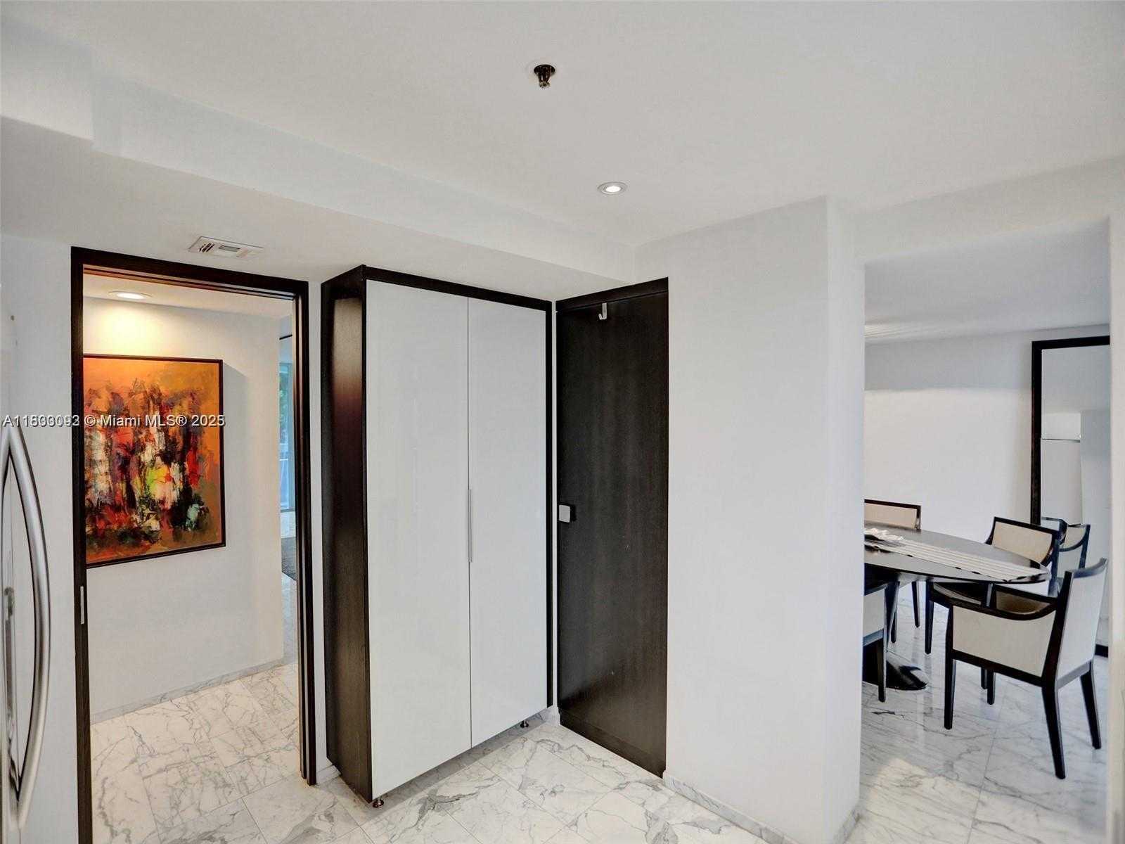 Small Image of 1627 BRICKELL AVE #605, Miami Number 8