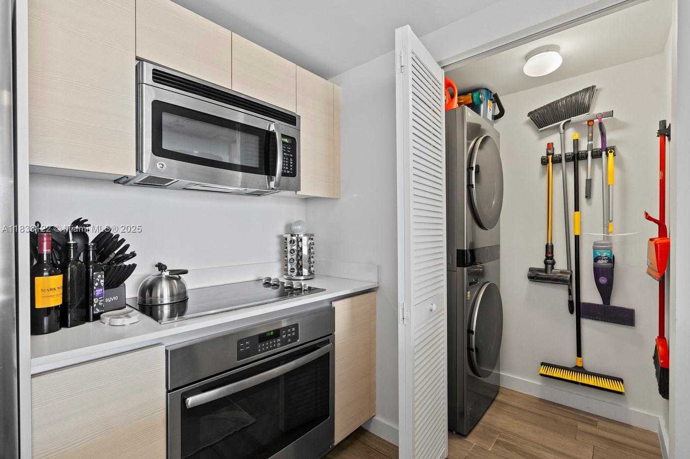 Small Image of 4250 BISCAYNE BLVD #1218, Miami Number 16