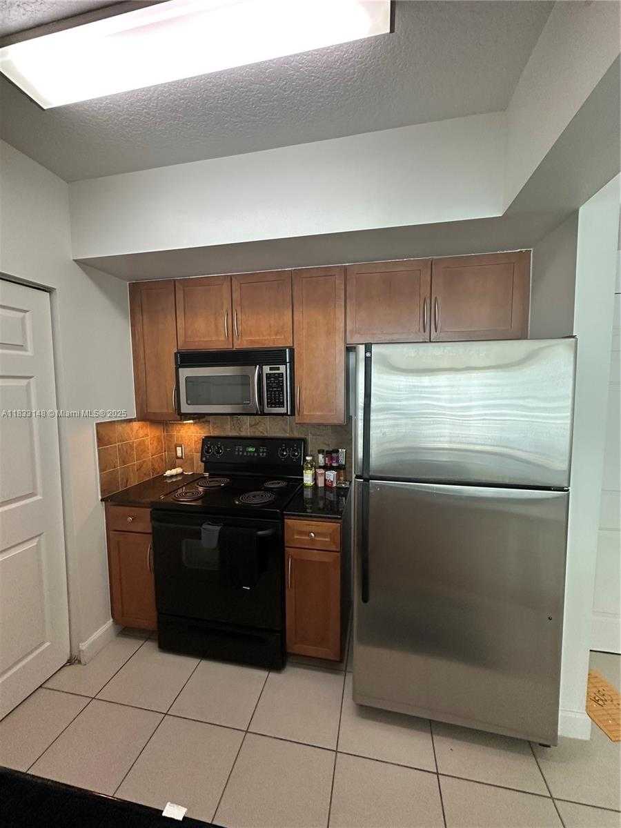 Small Image of 2000 NORTH BAYSHORE DR #1505, Miami Number 11
