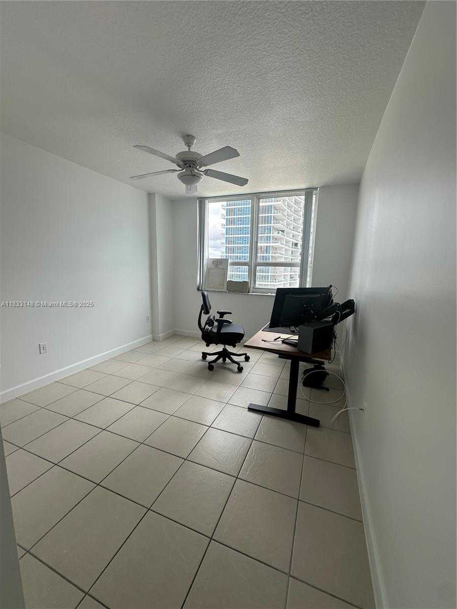 Small Image of 2000 NORTH BAYSHORE DR #1505, Miami Number 14