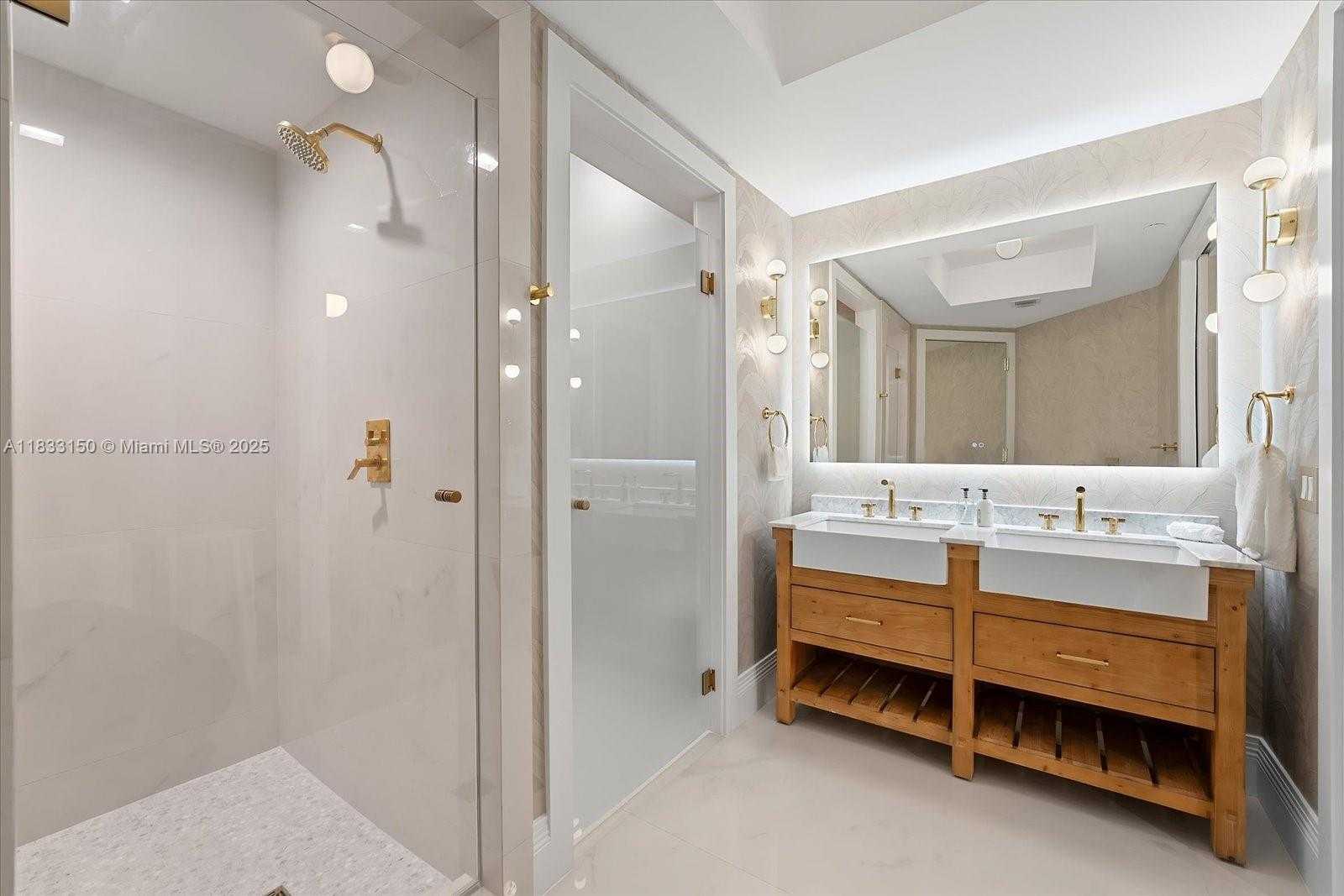 Small Image of 7441 FISHER ISLAND DR #7441, Miami Beach Number 23