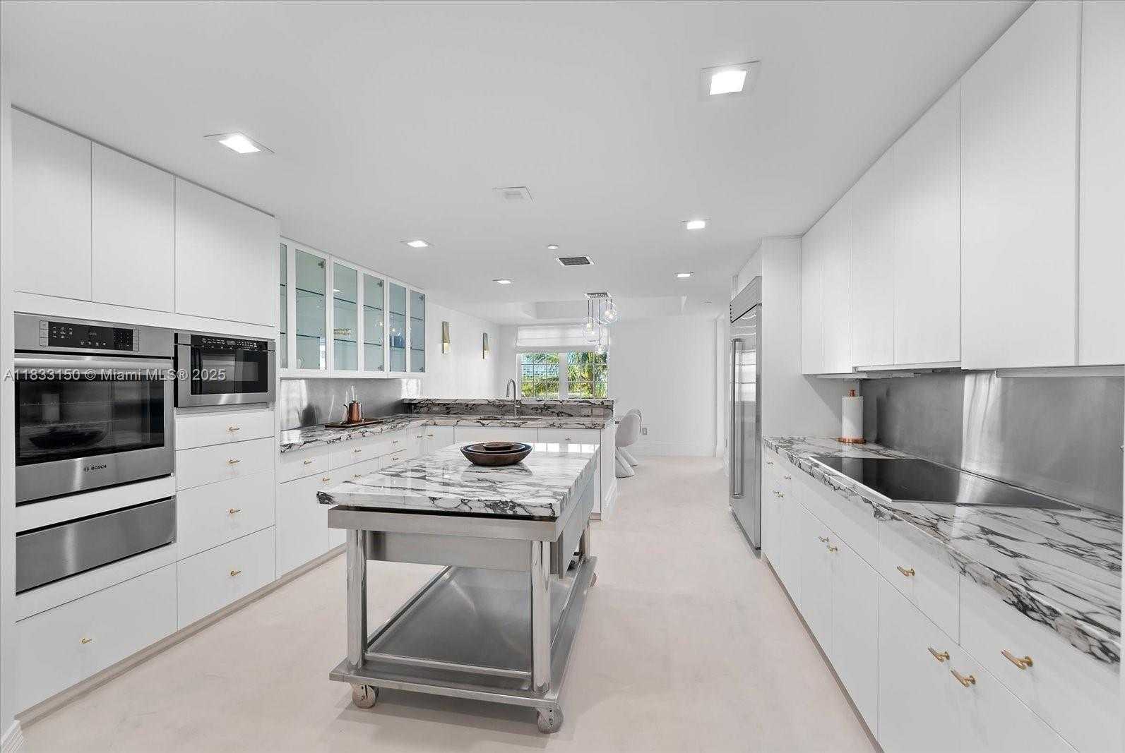 Small Image of 7441 FISHER ISLAND DR #7441, Miami Beach Number 26