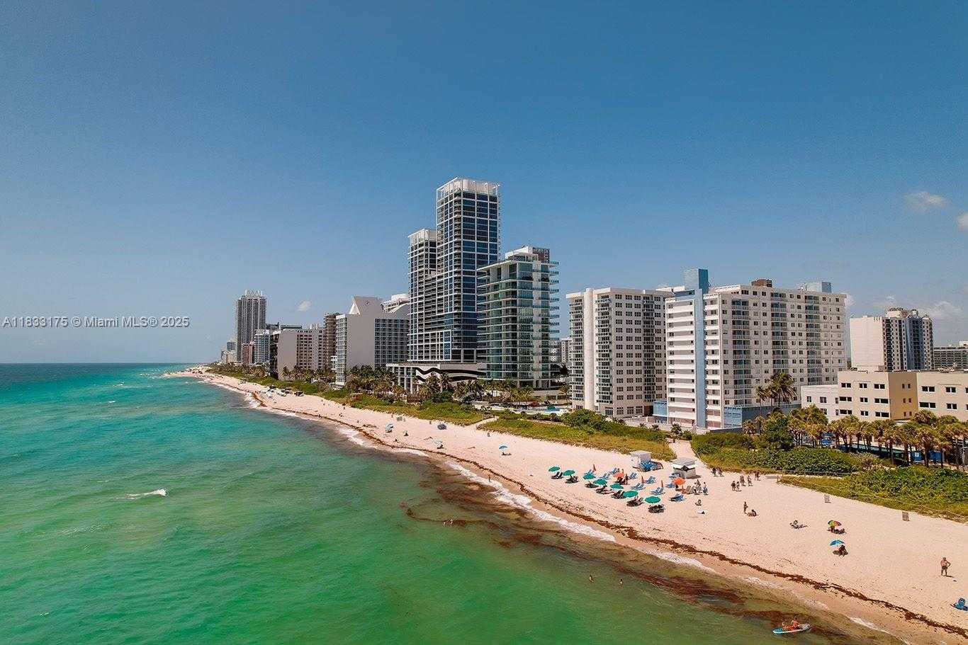 Small Image of 7135 COLLINS AVE #1836, Miami Beach Number 2