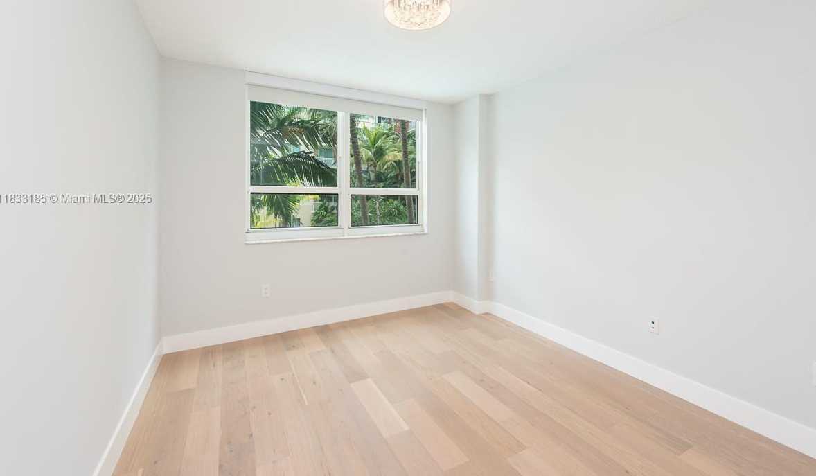 Small Image of 2000 NORTH BAYSHORE DR #203, Miami Number 19