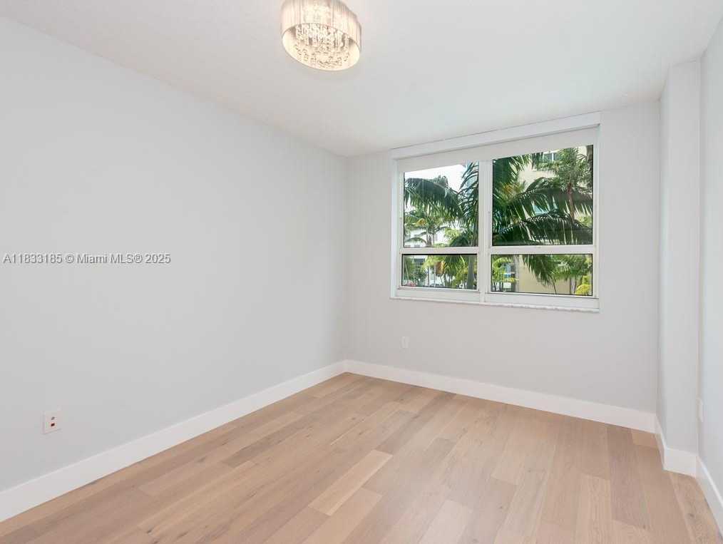 Small Image of 2000 NORTH BAYSHORE DR #203, Miami Number 20