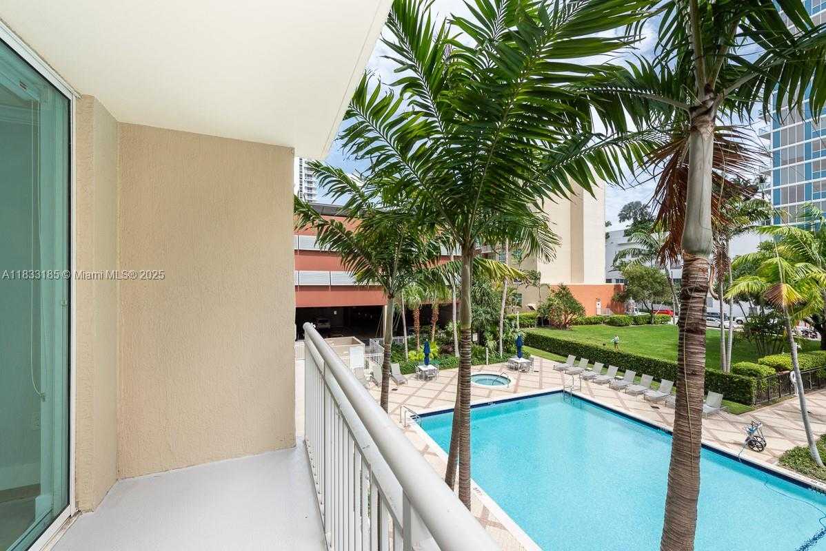Small Image of 2000 NORTH BAYSHORE DR #203, Miami Number 4