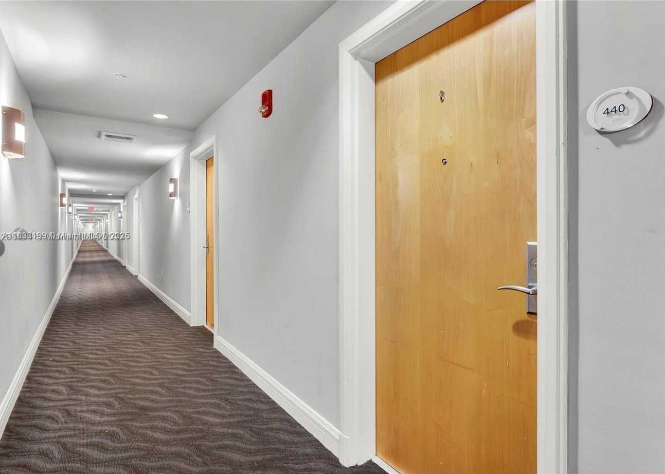 Small Image of 244 Biscayne Blvd, Miami, FL 33131, USA Number 24