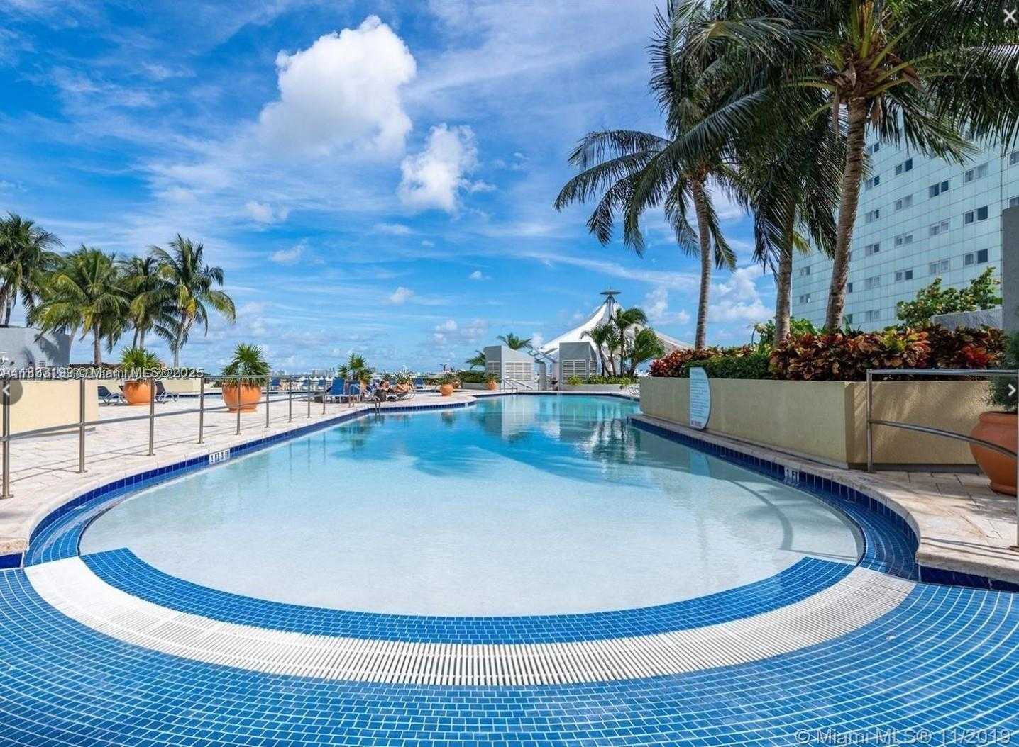 Small Image of 244 Biscayne Blvd, Miami, FL 33131, USA Number 27