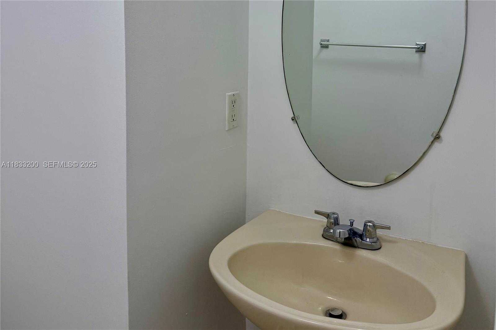 Small Image of 2311 SOUTH EAST 24TH AVE #2311, Homestead Number 10