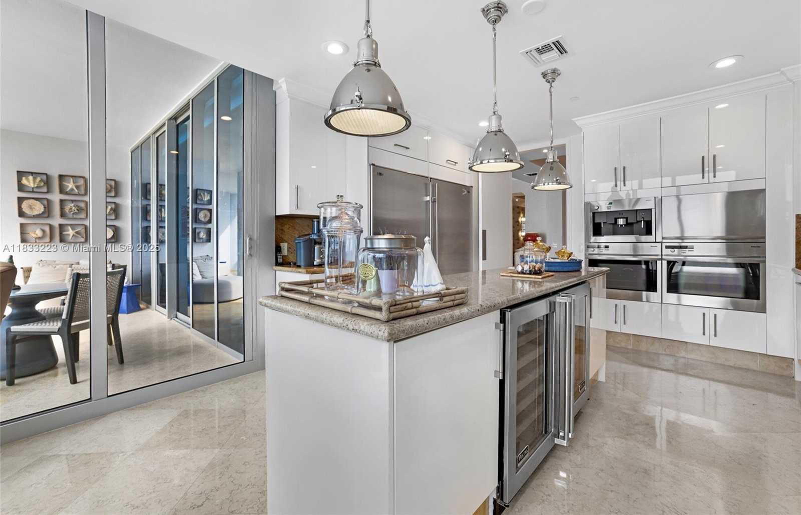 Small Image of 5959 COLLINS AVE #1404, Miami Beach Number 20