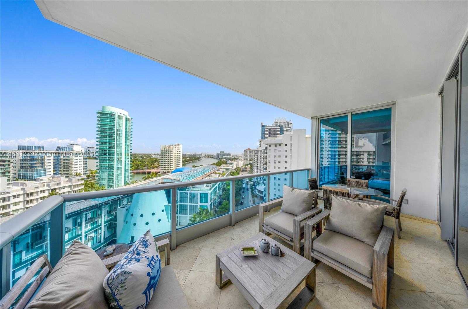 Small Image of 5959 COLLINS AVE #1404, Miami Beach Number 25