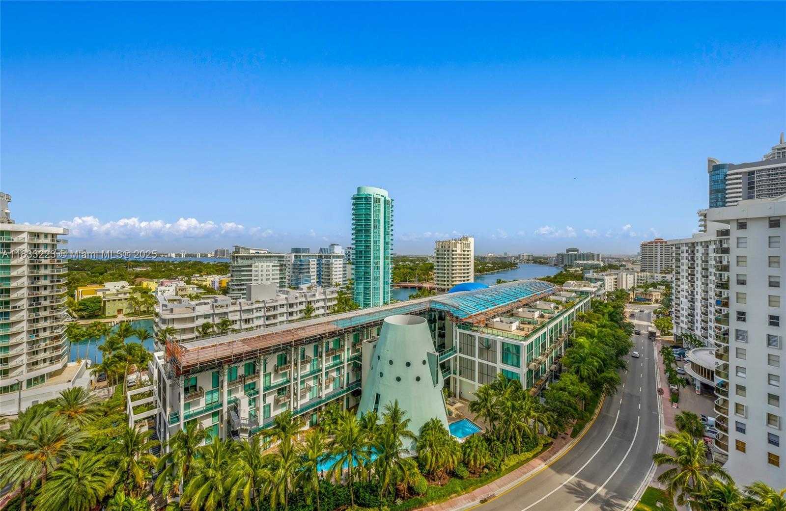 Small Image of 5959 COLLINS AVE #1404, Miami Beach Number 27