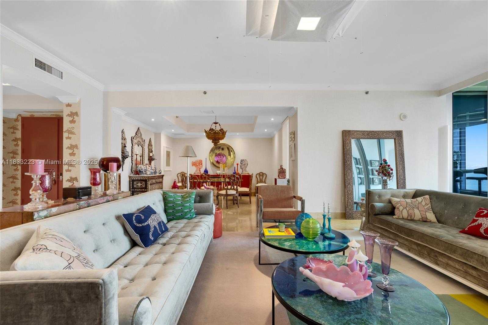 Small Image of 5959 COLLINS AVE #1404, Miami Beach Number 46