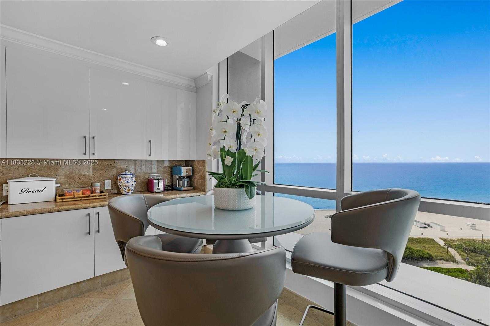 Small Image of 5959 COLLINS AVE #1404, Miami Beach Number 5