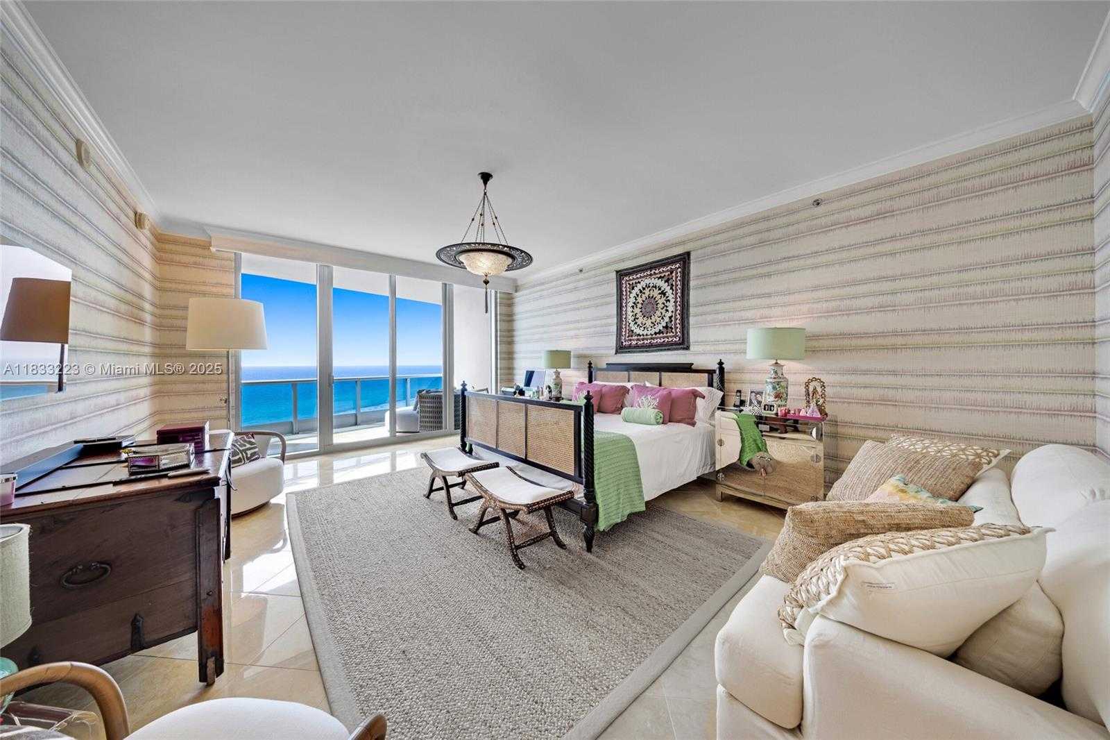 Small Image of 5959 COLLINS AVE #1404, Miami Beach Number 8