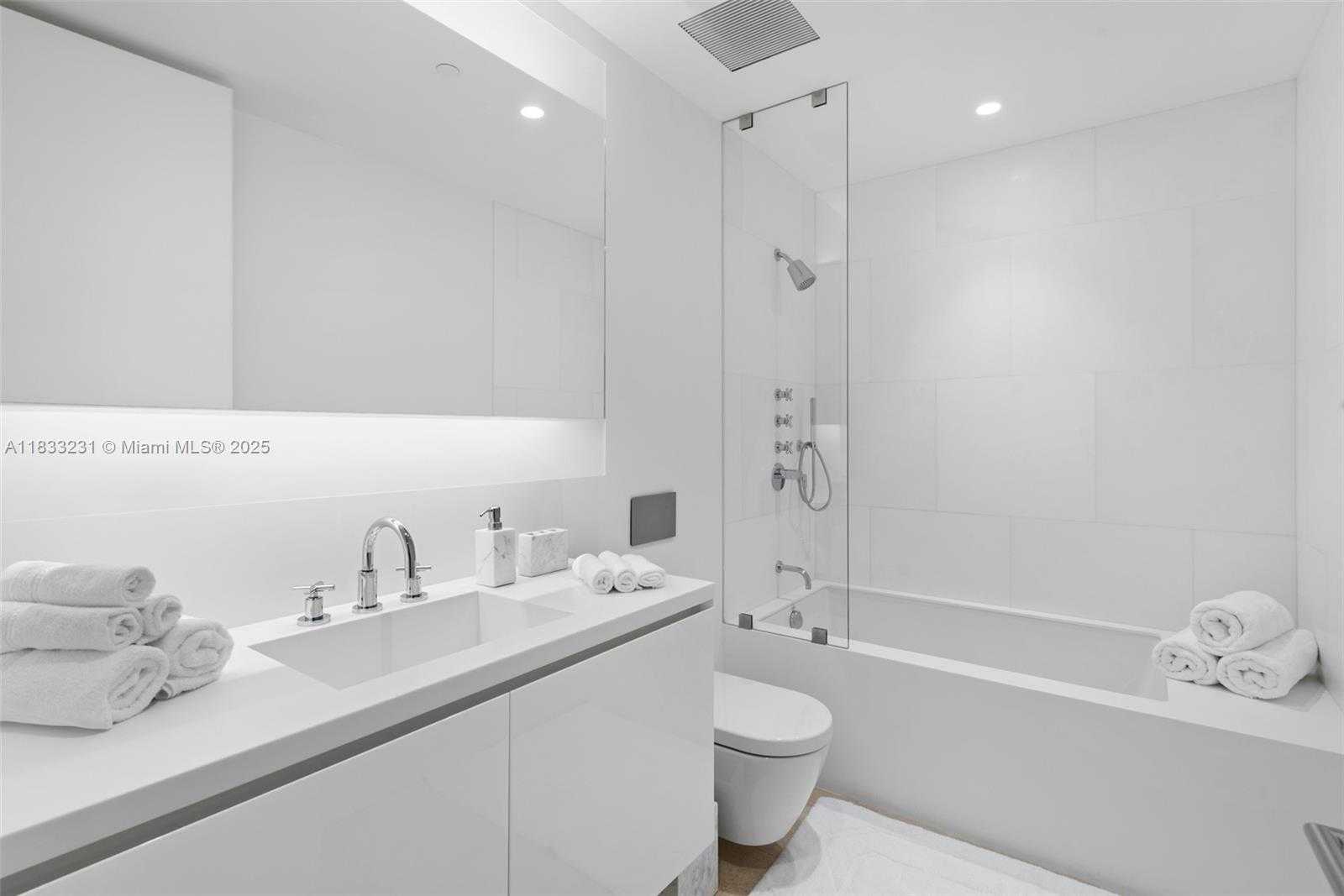 Small Image of 9001 COLLINS AVE #S-305, Surfside Number 19