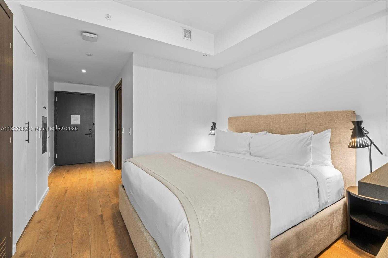 Small Image of 398 NORTH EAST 5TH ST #4502, Miami Number 11