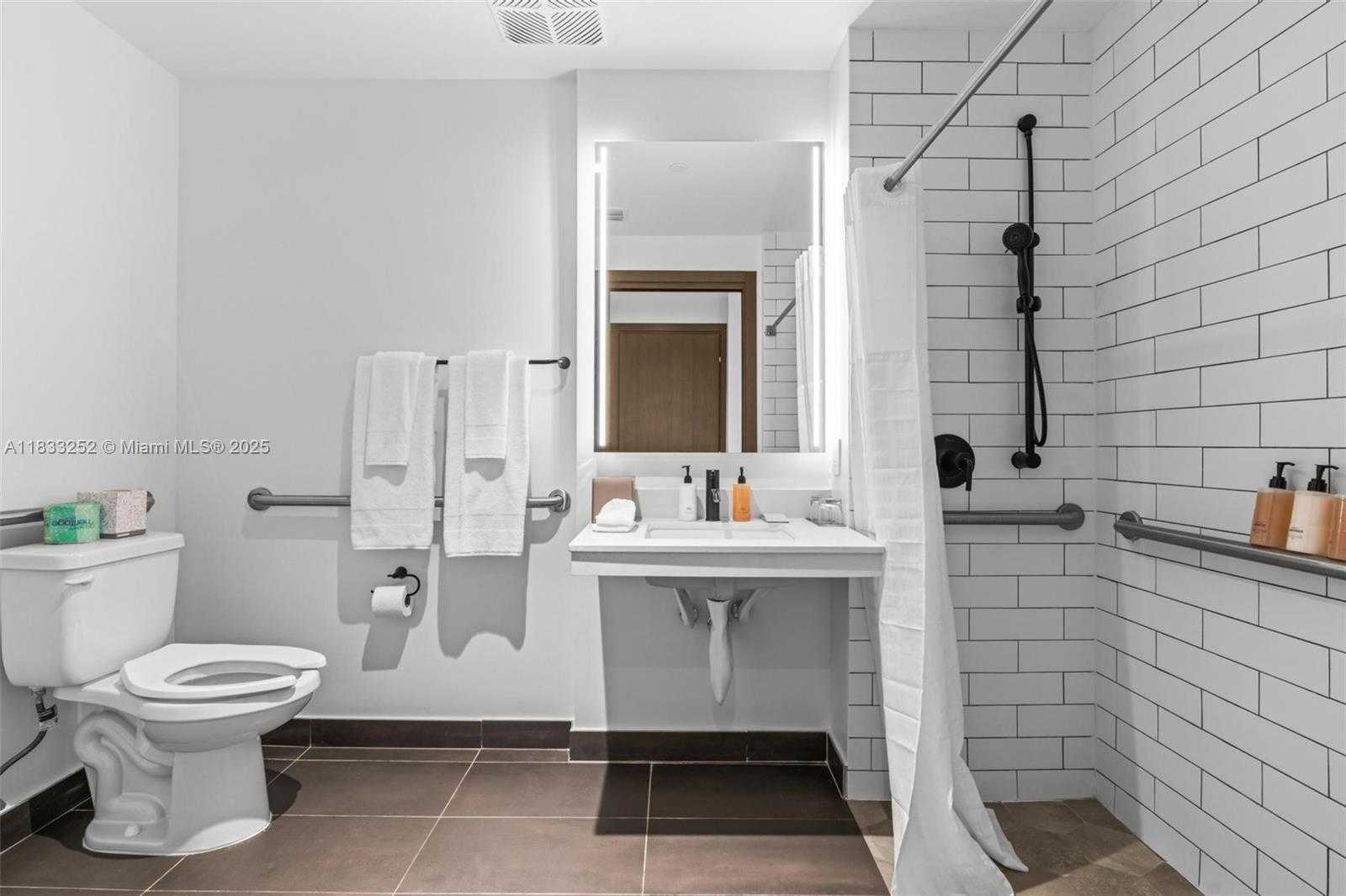 Small Image of 398 NORTH EAST 5TH ST #4502, Miami Number 12