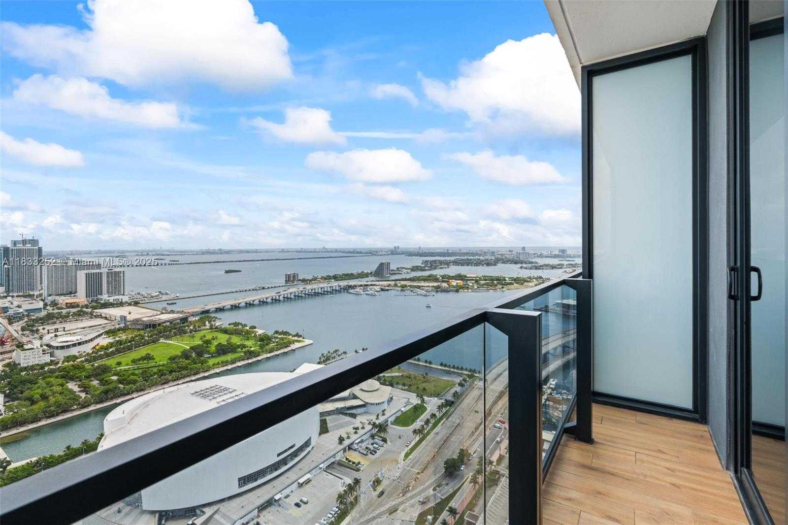 Small Image of 398 NORTH EAST 5TH ST #4502, Miami Number 14
