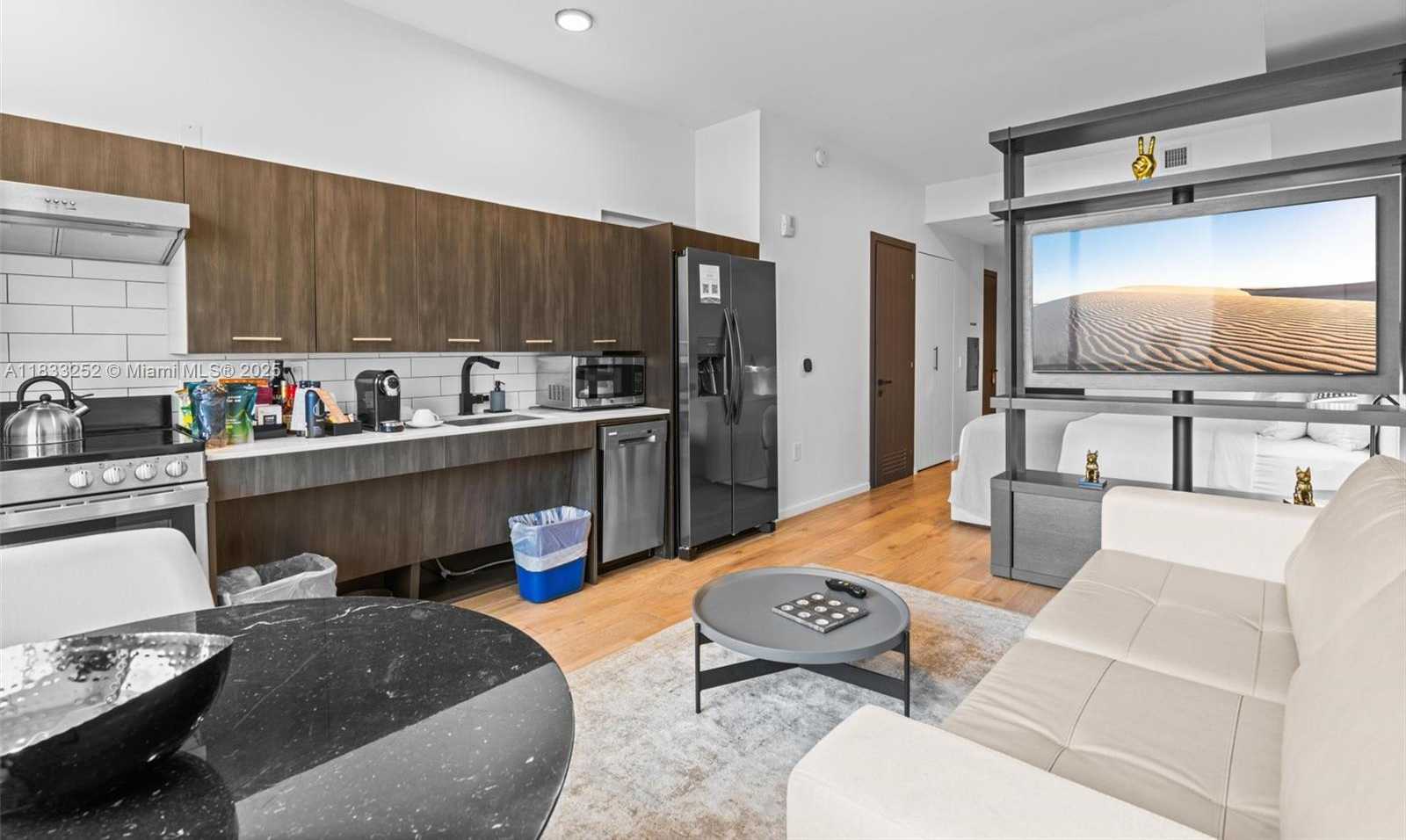 Small Image of 398 NORTH EAST 5TH ST #4502, Miami Number 7
