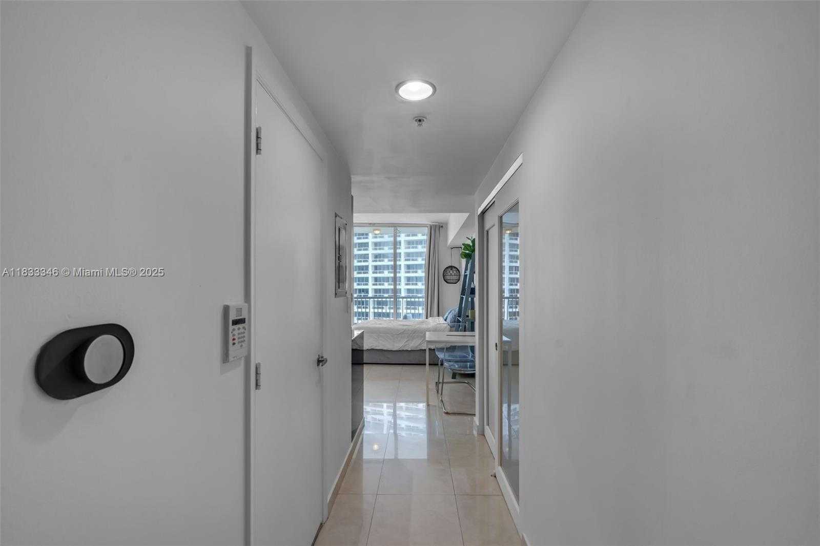 Small Image of 1750 NORTH BAYSHORE DR #1204, Miami Number 24