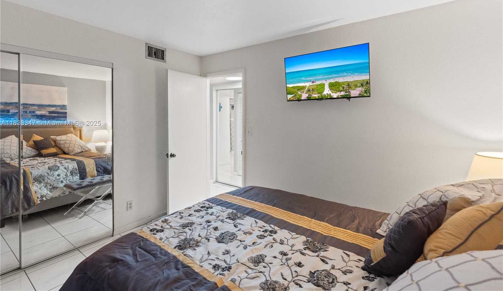 Small Image of 8150 WEST MCNAB RD #104, Tamarac Number 15