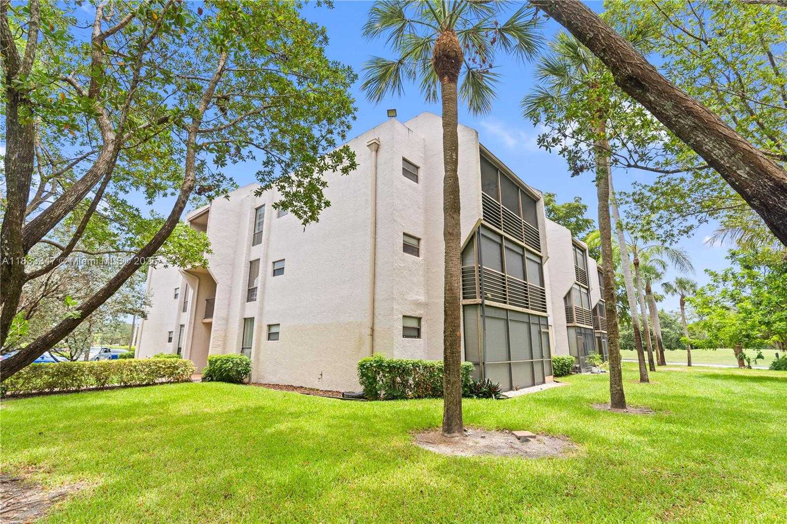 Small Image of 8150 WEST MCNAB RD #104, Tamarac Number 25
