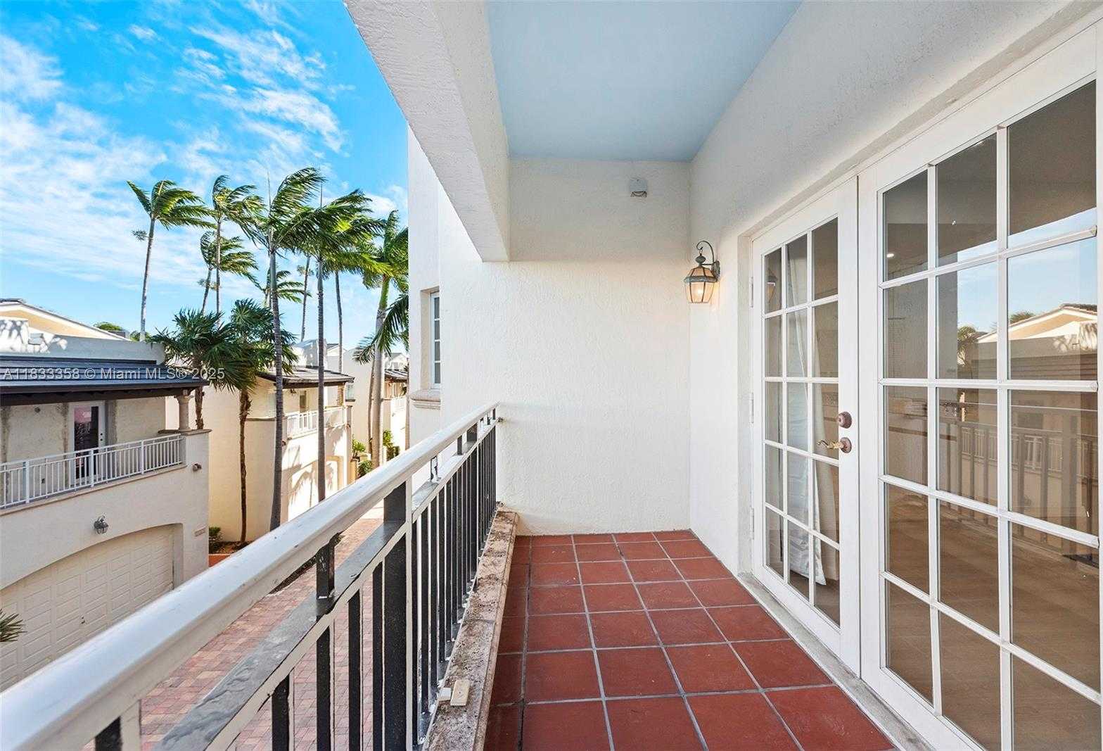 Small Image of 1415 SUNSET HARBOUR DR #204, Miami Beach Number 23