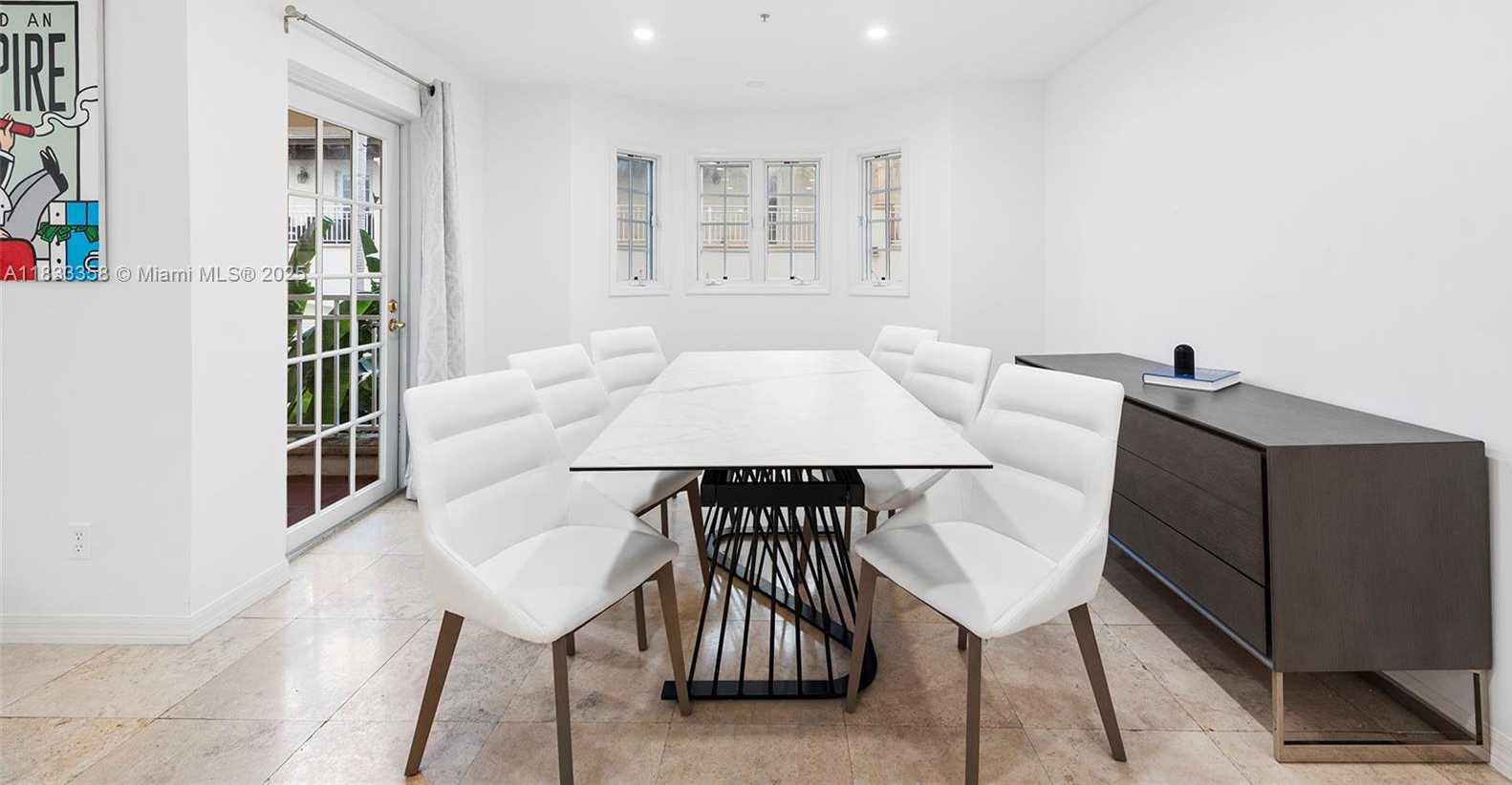 Small Image of 1415 SUNSET HARBOUR DR #204, Miami Beach Number 39