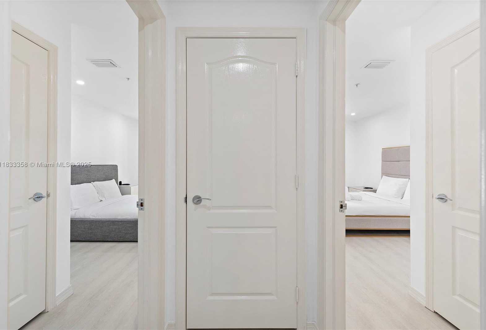 Small Image of 1415 SUNSET HARBOUR DR #204, Miami Beach Number 9