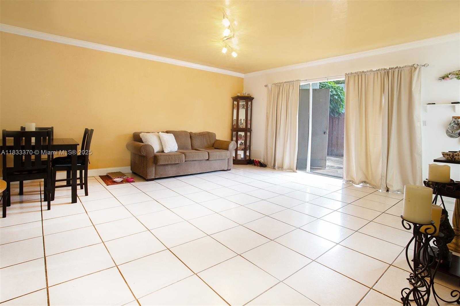 Small Image of 15411 SOUTH WEST 81ST CIR LN #34, Miami Number 10