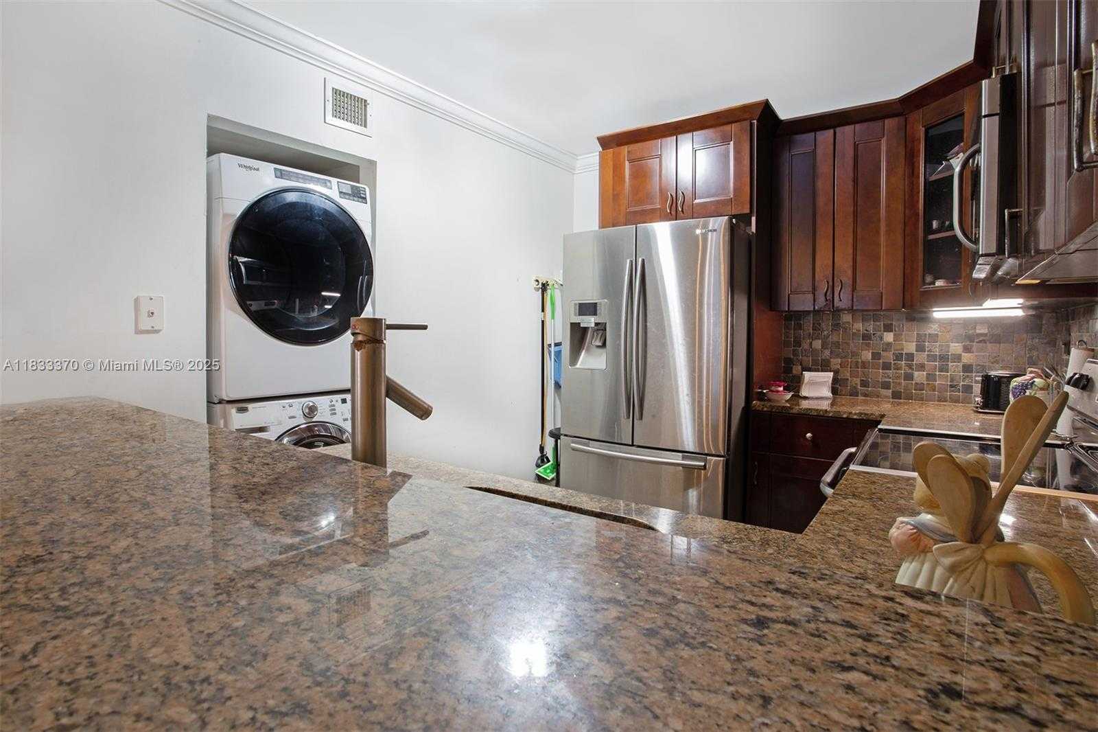 Small Image of 15411 SOUTH WEST 81ST CIR LN #34, Miami Number 16