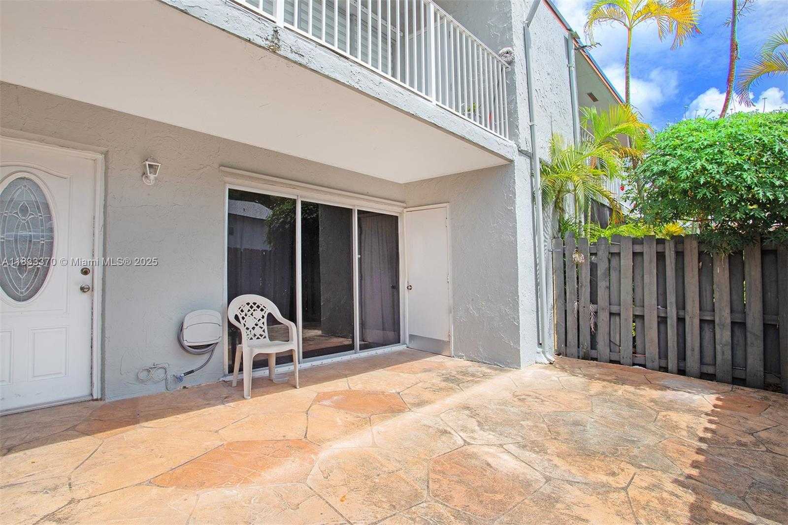Small Image of 15411 SOUTH WEST 81ST CIR LN #34, Miami Number 5