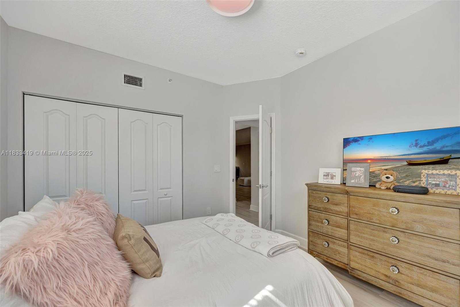 Small Image of 7588 SOUTH WEST 102ND ST #203, Pinecrest Number 19