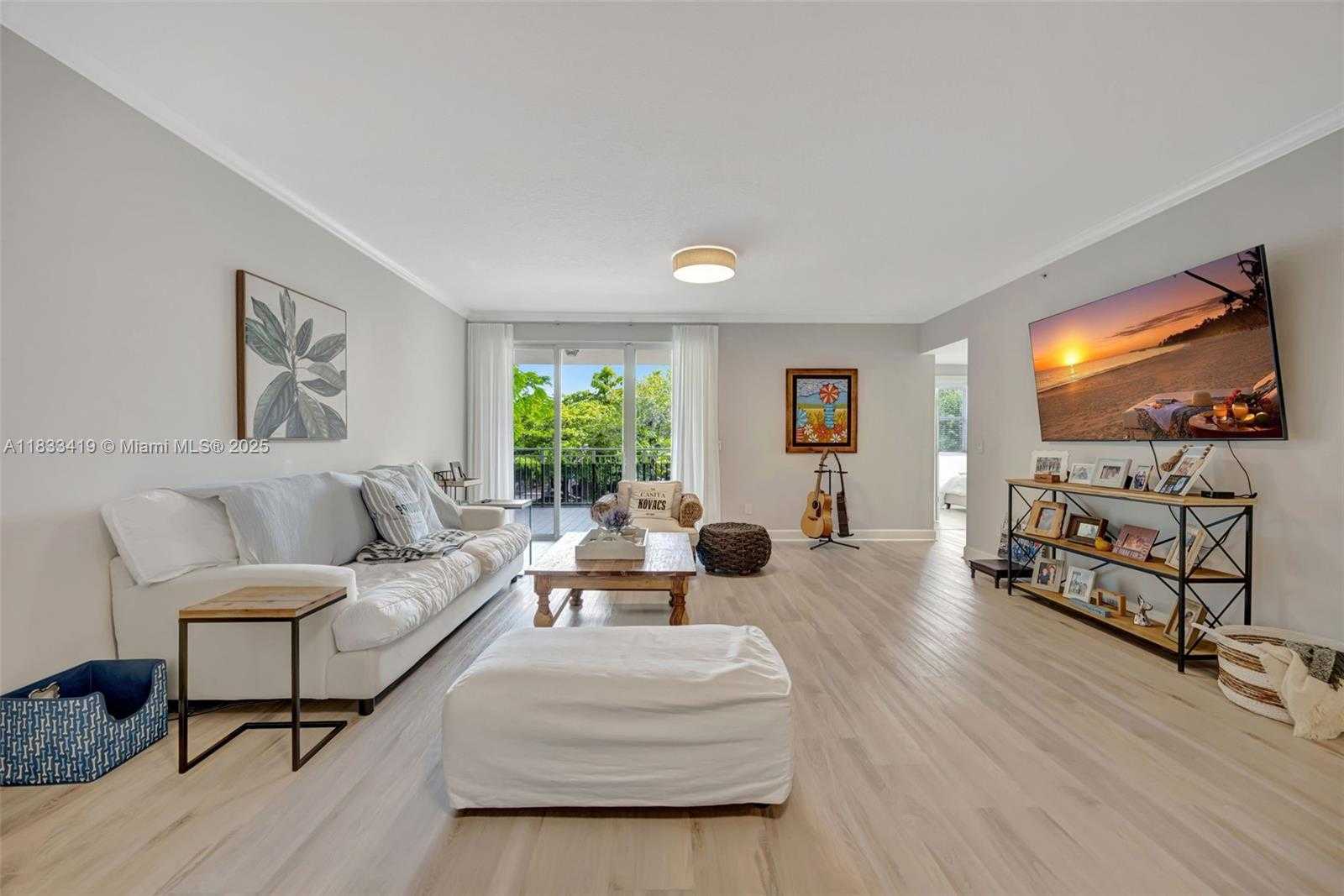 Small Image of 7588 SOUTH WEST 102ND ST #203, Pinecrest Number 5