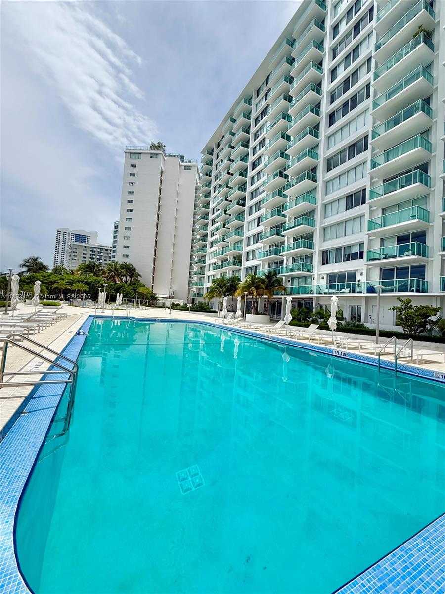 Small Image of 1000 WEST AVE #520, Miami Beach Number 27