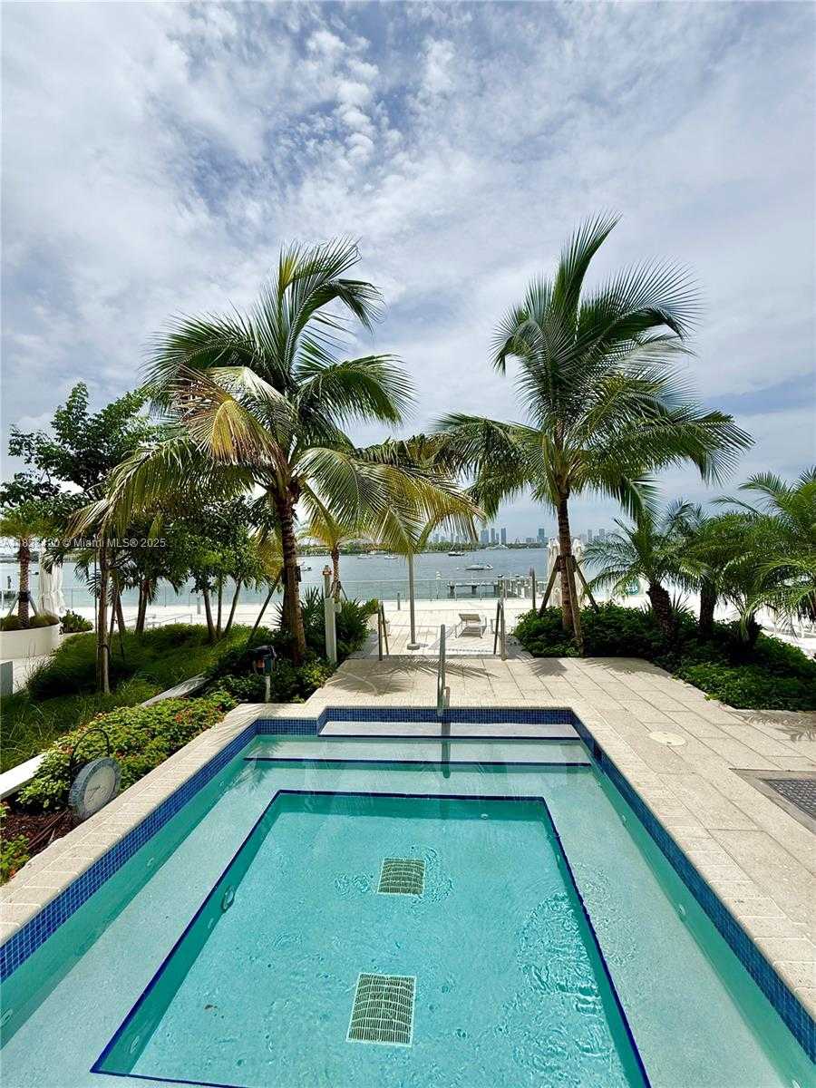 Small Image of 1000 WEST AVE #520, Miami Beach Number 28