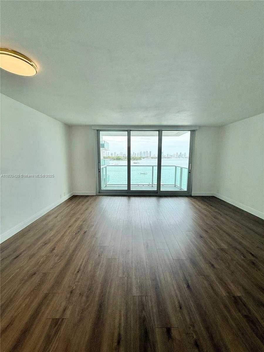 Small Image of 1000 WEST AVE #520, Miami Beach Number 6