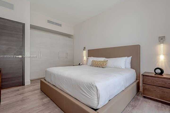 Small Image of 777 NORTH OCEAN DR #N401, Hollywood Number 12