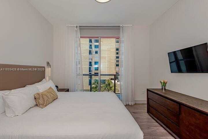Small Image of 777 NORTH OCEAN DR #N401, Hollywood Number 14